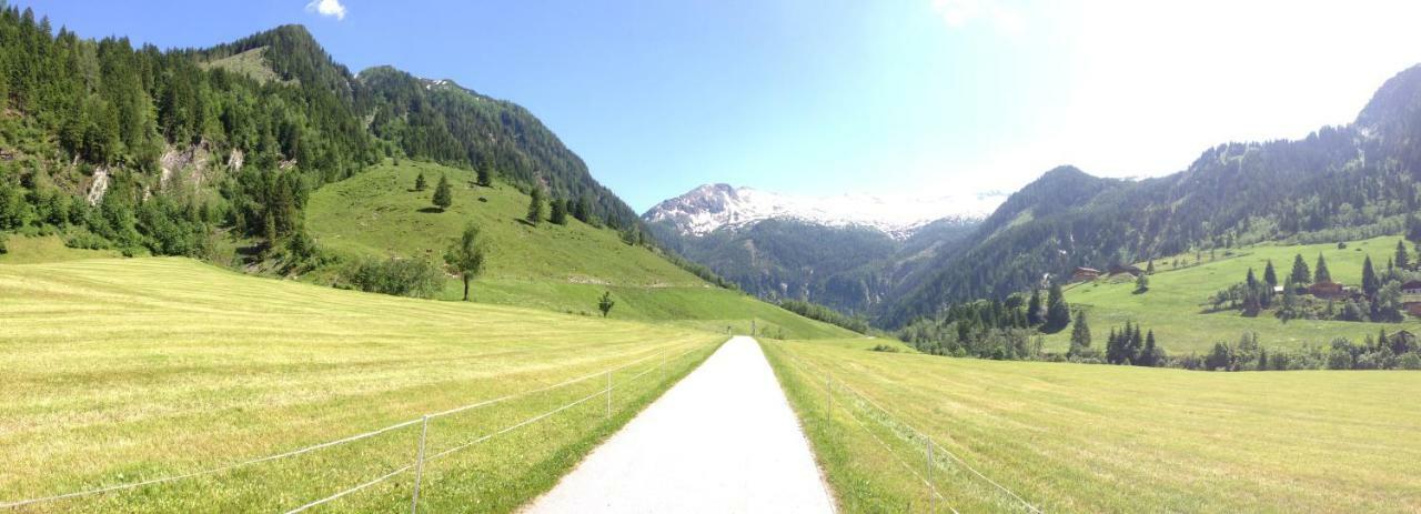 Gaestehaus Anna กรอสซาร์ล ภายนอก รูปภาพ